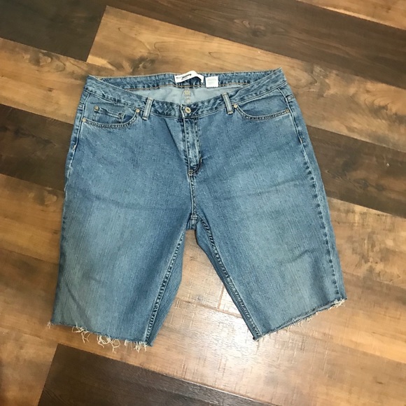 Canyon River Blues Denim - Jean Shorts
